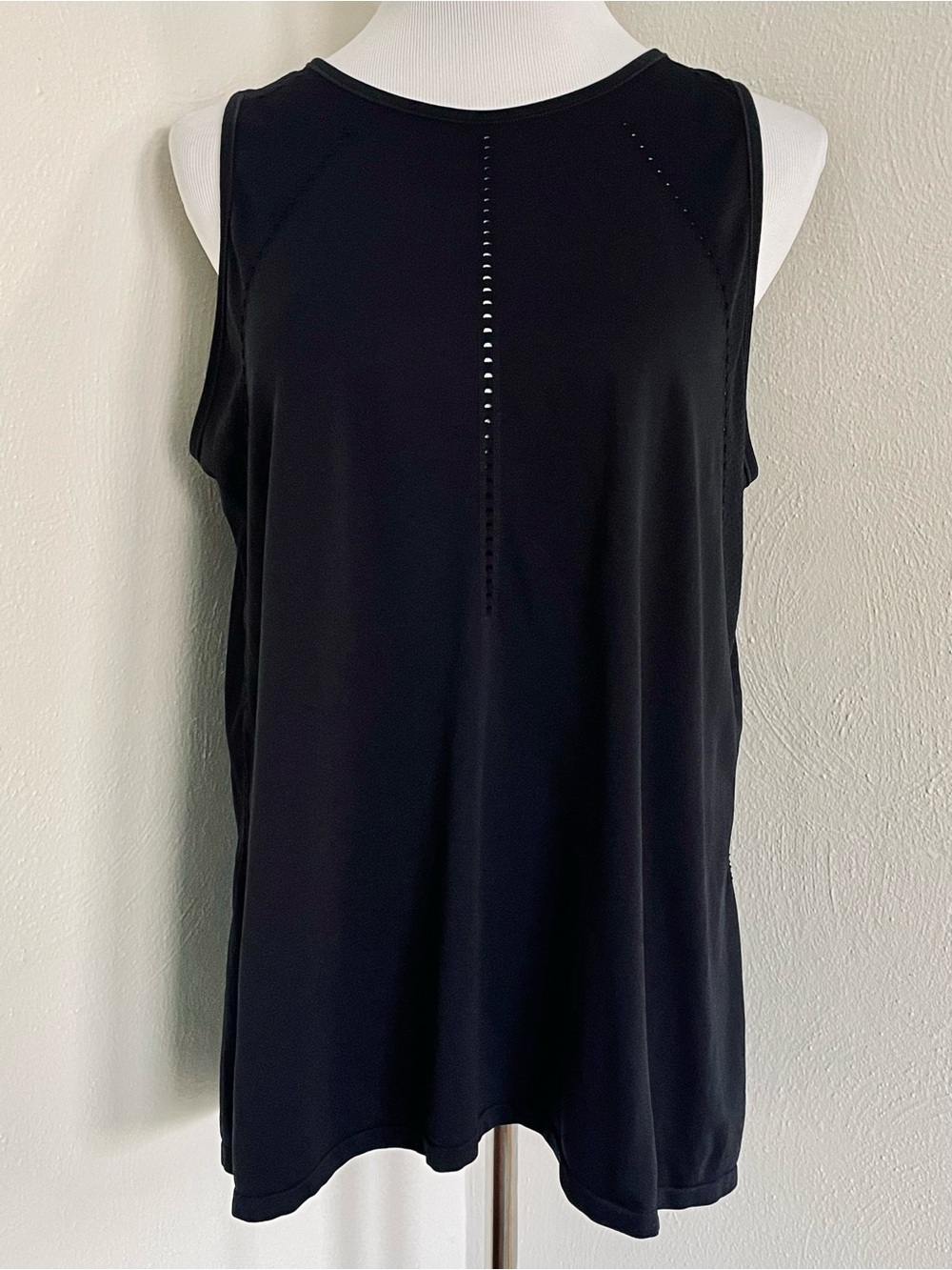 Athleta Black Foothill Seamless Split Back Tank Top Size XL